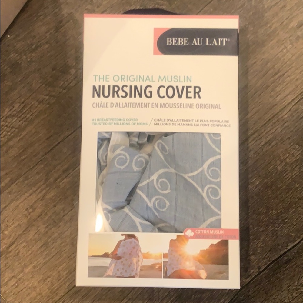 Bebe au lait nursing cover